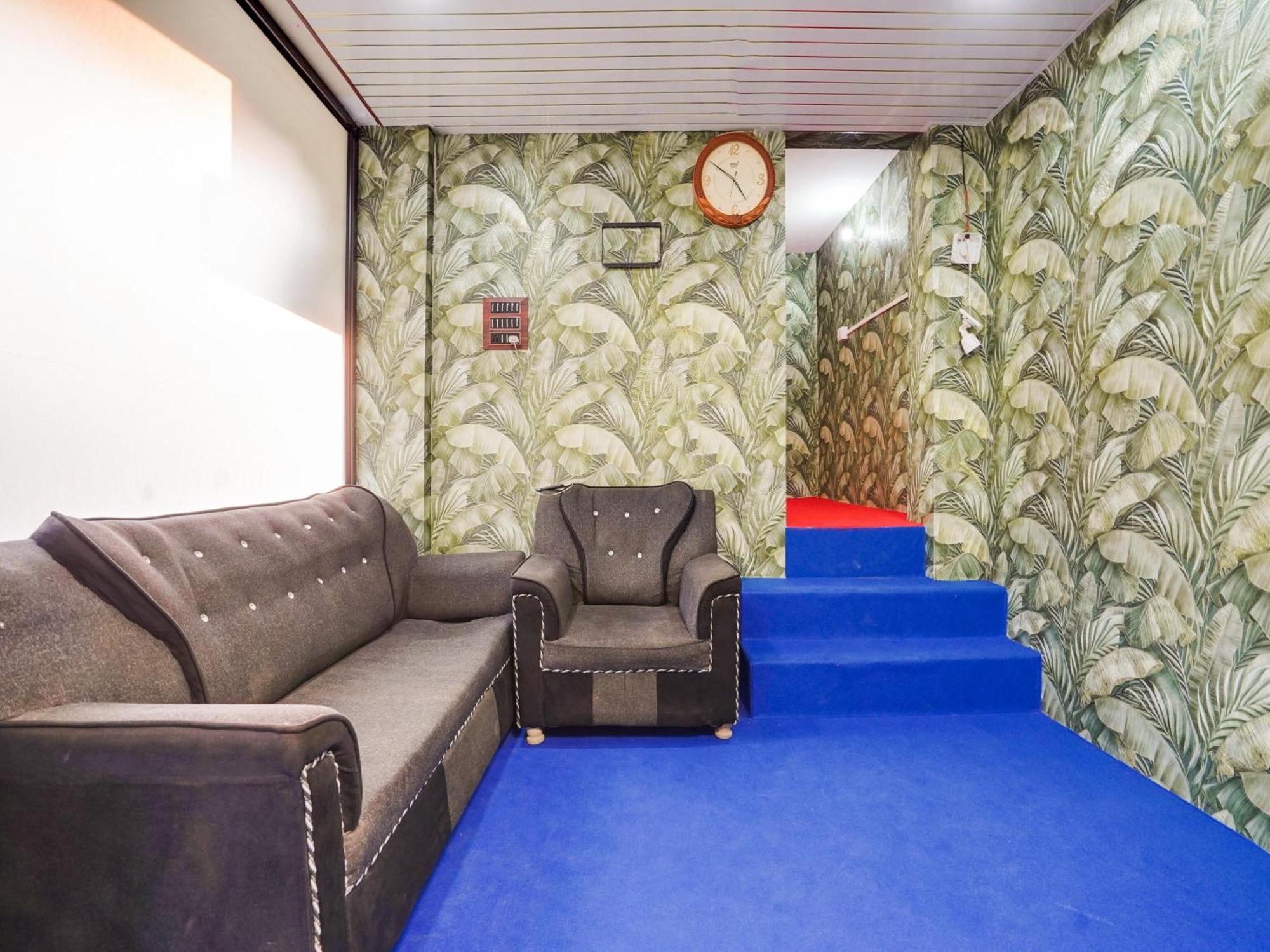 Hotel Royal Villa Inn Sakardarā 外观 照片